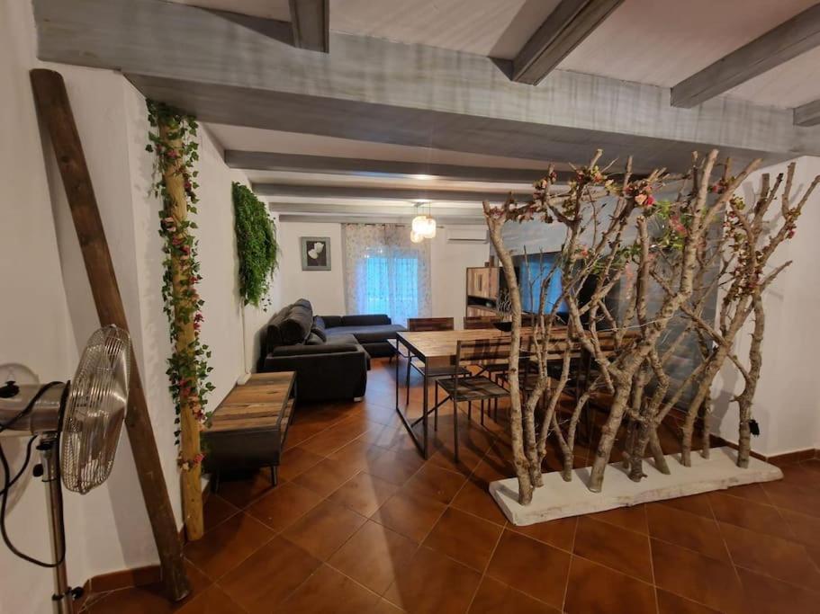 Chalet A 2 Kilometros De La Playa ชิกลานา เด ลา ฟรอนเตรา ภายนอก รูปภาพ